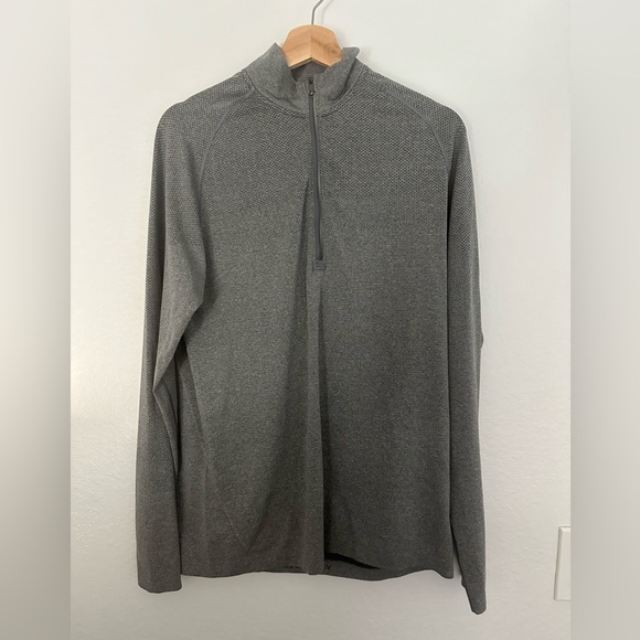 Lululemon men’s large gray half zip sweatshirt in great condition - Picture 1 of 3